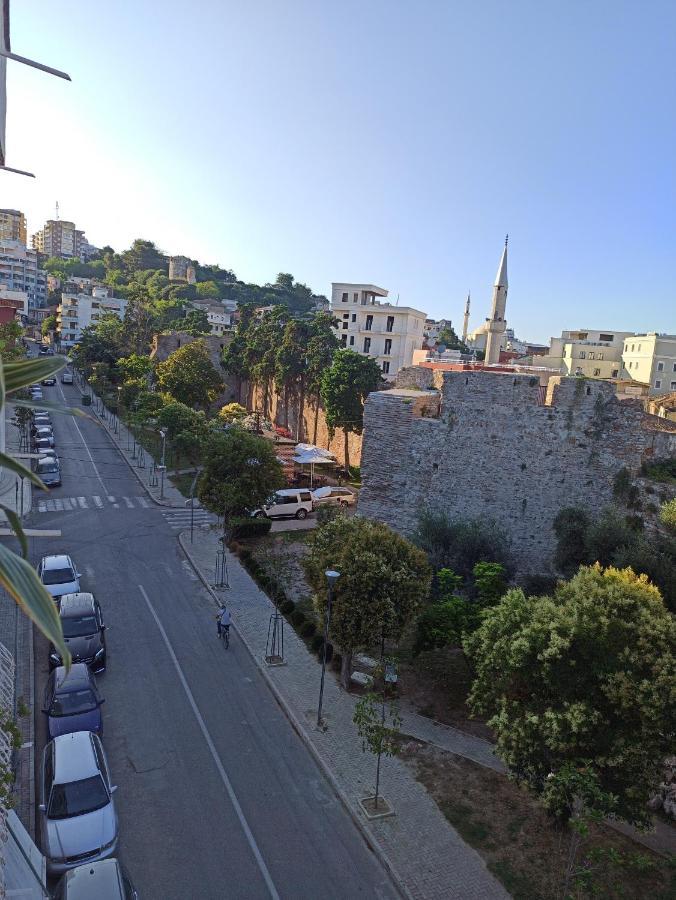 Lukas Apartament Vollga Durrës Exteriér fotografie